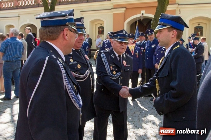Zdjęcie w galerii na portalu naszraciborz.pl: Strażacy ze Śląska i Opolszczyzny pielgrzymowali do św. Anny  wiadomości z regionu
