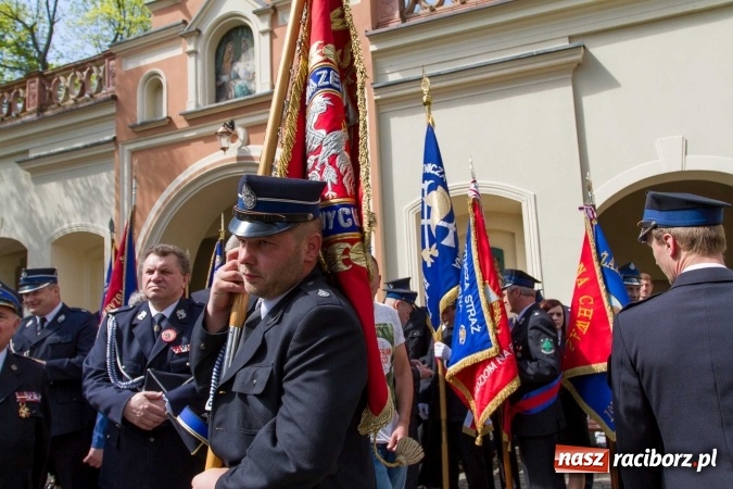 Zdjęcie w galerii na portalu naszraciborz.pl: Strażacy ze Śląska i Opolszczyzny pielgrzymowali do św. Anny  wiadomości z regionu