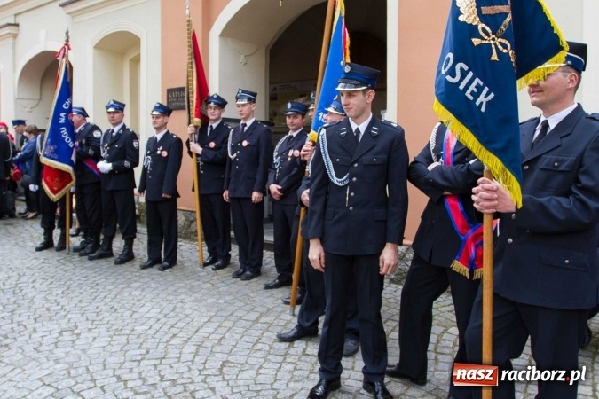 Zdjęcie w galerii na portalu naszraciborz.pl: Strażacy ze Śląska i Opolszczyzny pielgrzymowali do św. Anny  wiadomości z regionu