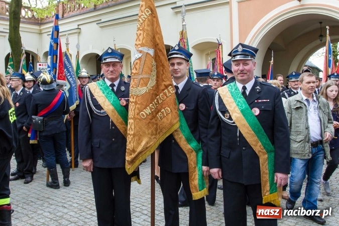 Zdjęcie w galerii na portalu naszraciborz.pl: Strażacy ze Śląska i Opolszczyzny pielgrzymowali do św. Anny  wiadomości z regionu
