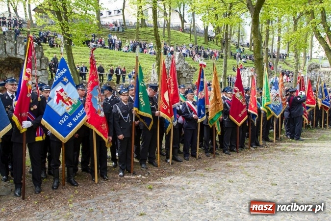 Zdjęcie w galerii na portalu naszraciborz.pl: Strażacy ze Śląska i Opolszczyzny pielgrzymowali do św. Anny  wiadomości z regionu