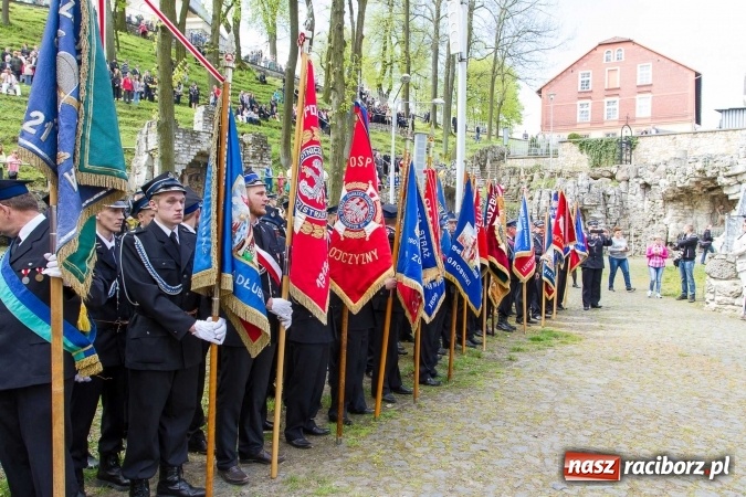 Zdjęcie w galerii na portalu naszraciborz.pl: Strażacy ze Śląska i Opolszczyzny pielgrzymowali do św. Anny  wiadomości z regionu