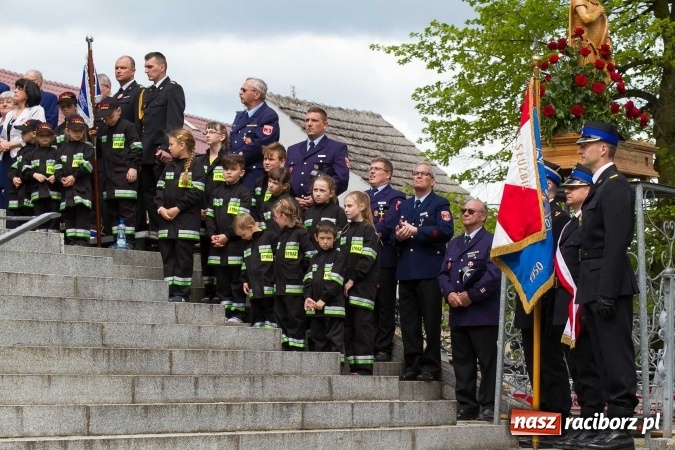Zdjęcie w galerii na portalu naszraciborz.pl: Strażacy ze Śląska i Opolszczyzny pielgrzymowali do św. Anny  wiadomości z regionu