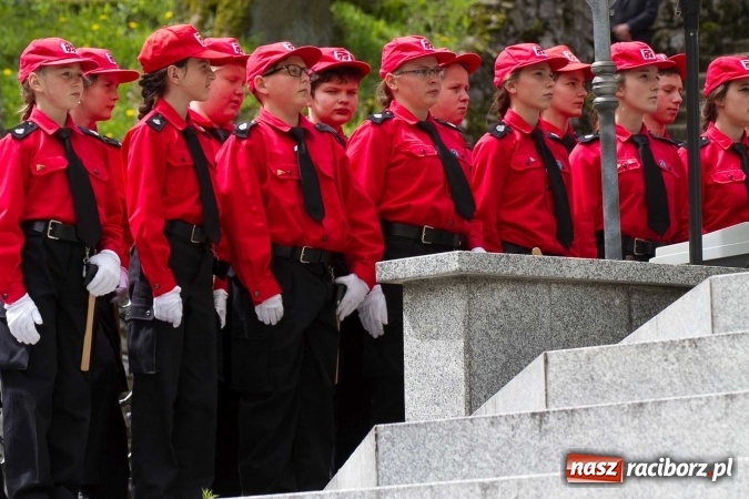 Zdjęcie w galerii na portalu naszraciborz.pl: Strażacy ze Śląska i Opolszczyzny pielgrzymowali do św. Anny  wiadomości z regionu