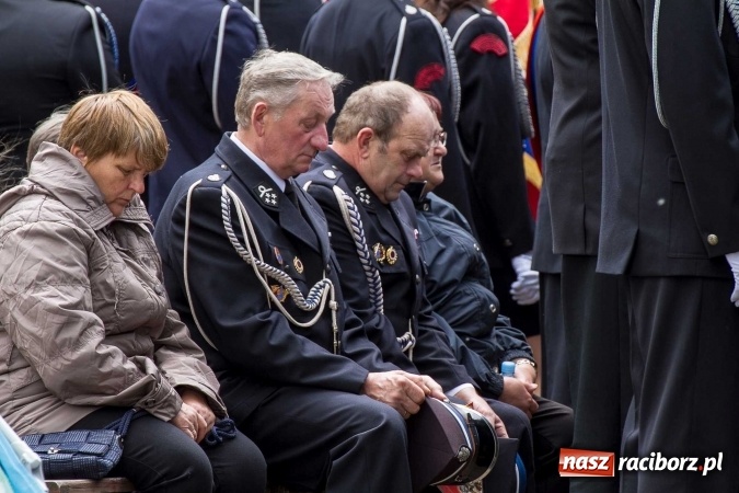 Zdjęcie w galerii na portalu naszraciborz.pl: Strażacy ze Śląska i Opolszczyzny pielgrzymowali do św. Anny  wiadomości z regionu