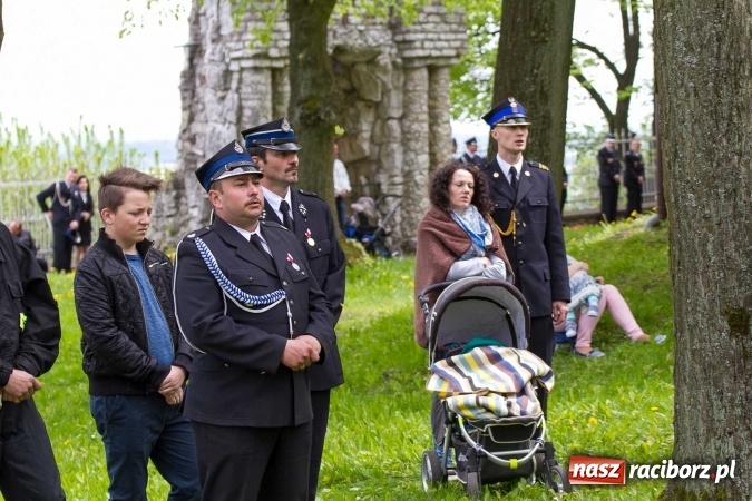 Zdjęcie w galerii na portalu naszraciborz.pl: Strażacy ze Śląska i Opolszczyzny pielgrzymowali do św. Anny  wiadomości z regionu