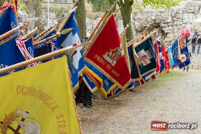 Zdjęcie w galerii na portalu naszraciborz.pl: Strażacy ze Śląska i Opolszczyzny pielgrzymowali do św. Anny  wiadomości z regionu