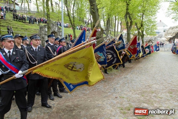 Zdjęcie w galerii na portalu naszraciborz.pl: Strażacy ze Śląska i Opolszczyzny pielgrzymowali do św. Anny  wiadomości z regionu