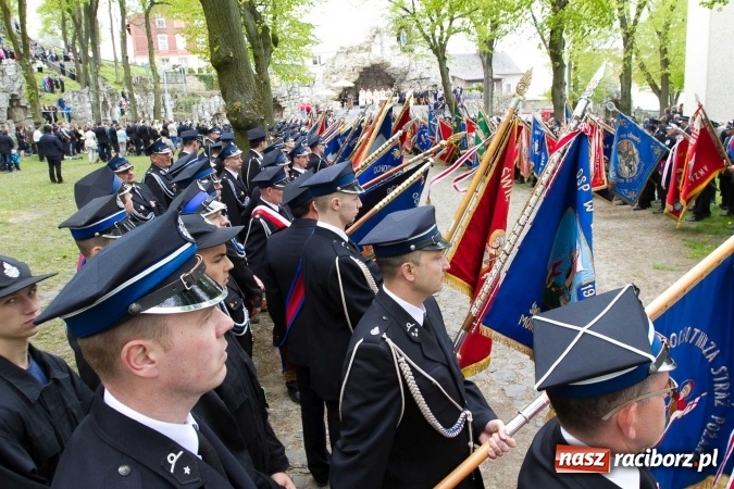Zdjęcie w galerii na portalu naszraciborz.pl: Strażacy ze Śląska i Opolszczyzny pielgrzymowali do św. Anny  wiadomości z regionu