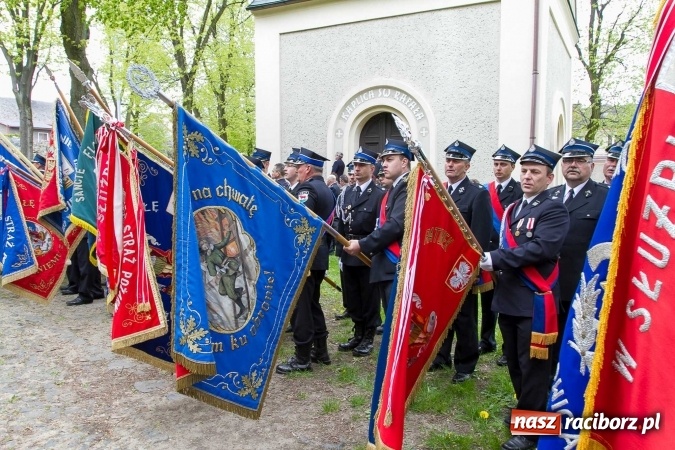 Zdjęcie w galerii na portalu naszraciborz.pl: Strażacy ze Śląska i Opolszczyzny pielgrzymowali do św. Anny  wiadomości z regionu