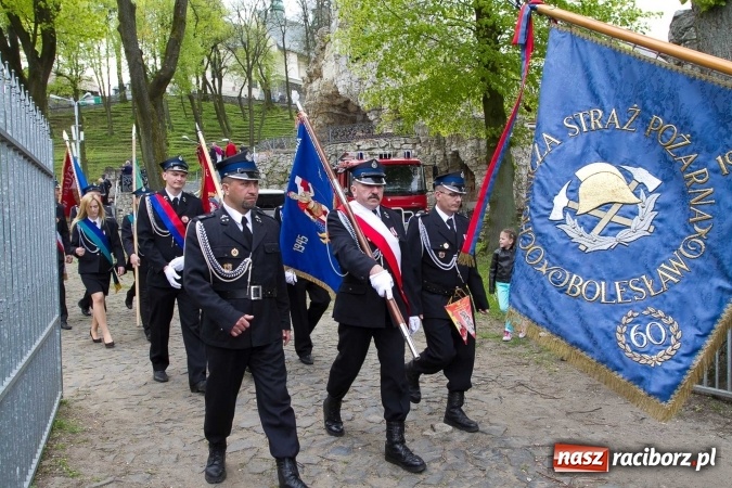 Zdjęcie w galerii na portalu naszraciborz.pl: Strażacy ze Śląska i Opolszczyzny pielgrzymowali do św. Anny  wiadomości z regionu