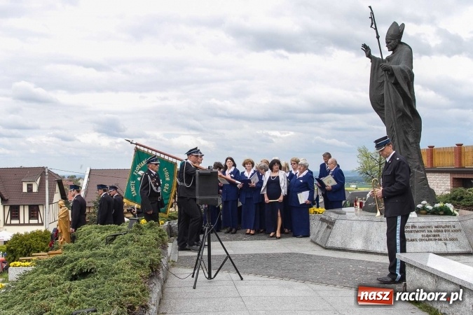 Zdjęcie w galerii na portalu naszraciborz.pl: Strażacy ze Śląska i Opolszczyzny pielgrzymowali do św. Anny  wiadomości z regionu