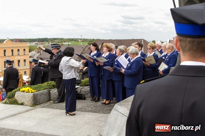 Zdjęcie w galerii na portalu naszraciborz.pl: Strażacy ze Śląska i Opolszczyzny pielgrzymowali do św. Anny  wiadomości z regionu