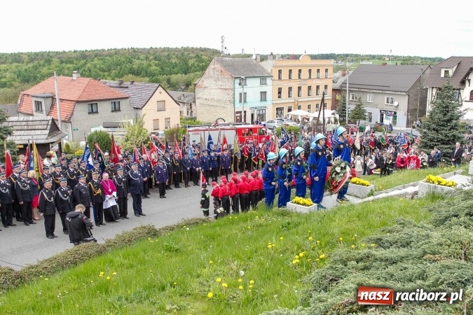 Zdjęcie w galerii na portalu naszraciborz.pl: Strażacy ze Śląska i Opolszczyzny pielgrzymowali do św. Anny  wiadomości z regionu