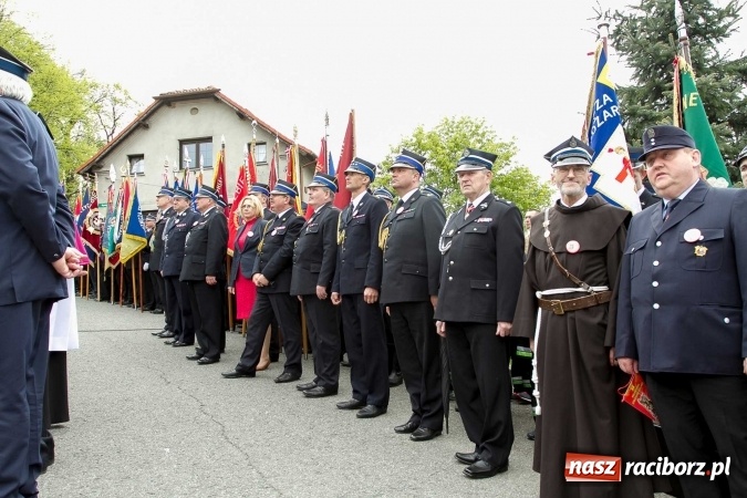 Zdjęcie w galerii na portalu naszraciborz.pl: Strażacy ze Śląska i Opolszczyzny pielgrzymowali do św. Anny  wiadomości z regionu