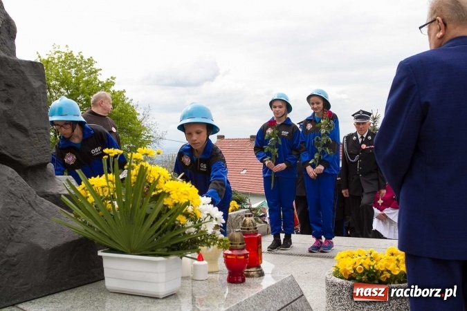 Zdjęcie w galerii na portalu naszraciborz.pl: Strażacy ze Śląska i Opolszczyzny pielgrzymowali do św. Anny  wiadomości z regionu