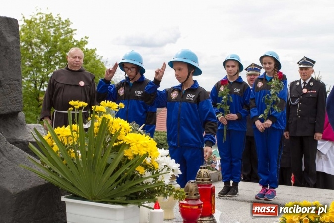 Zdjęcie w galerii na portalu naszraciborz.pl: Strażacy ze Śląska i Opolszczyzny pielgrzymowali do św. Anny  wiadomości z regionu