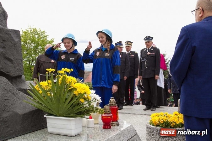 Zdjęcie w galerii na portalu naszraciborz.pl: Strażacy ze Śląska i Opolszczyzny pielgrzymowali do św. Anny  wiadomości z regionu