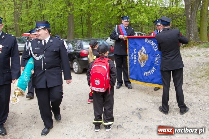Zdjęcie w galerii na portalu naszraciborz.pl: Strażacy ze Śląska i Opolszczyzny pielgrzymowali do św. Anny  wiadomości z regionu