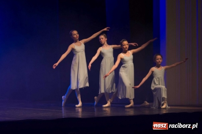 Zdjęcie w galerii na portalu naszraciborz.pl: Kraina lodu - Czesi zachwycili w RCK widowiskiem baletowym wiadomości z regionu