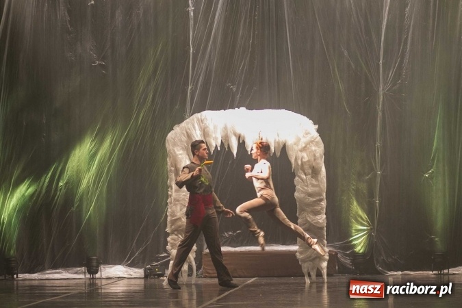 Zdjęcie w galerii na portalu naszraciborz.pl: Kraina lodu - Czesi zachwycili w RCK widowiskiem baletowym wiadomości z regionu