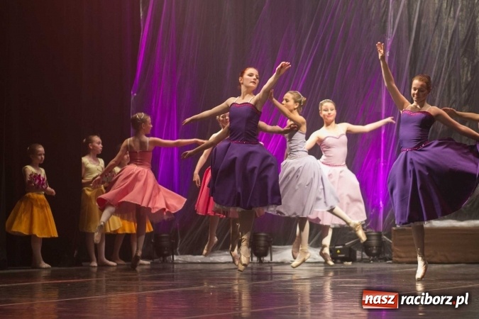 Zdjęcie w galerii na portalu naszraciborz.pl: Kraina lodu - Czesi zachwycili w RCK widowiskiem baletowym wiadomości z regionu