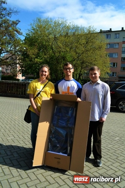 Zdjęcie w galerii na portalu naszraciborz.pl: Młodzi Misjonarze Miłosierdzia z Raciborza wiadomości z regionu