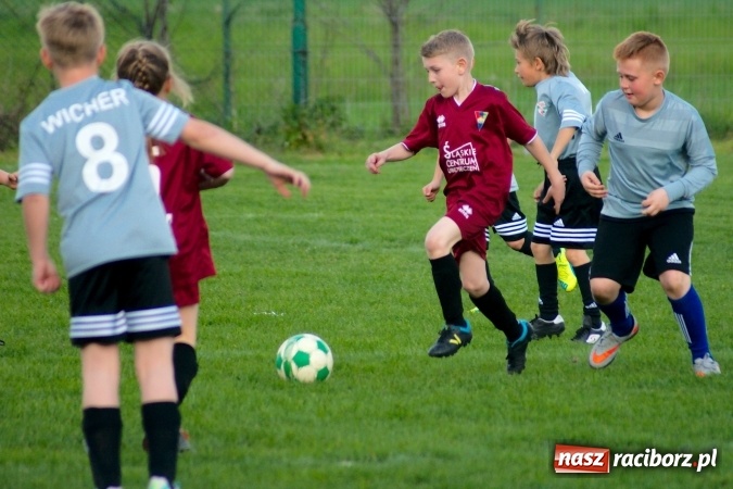 Zdjęcie w galerii na portalu naszraciborz.pl: Orliki: Górki Śląskie górą na Płoni wiadomości z regionu