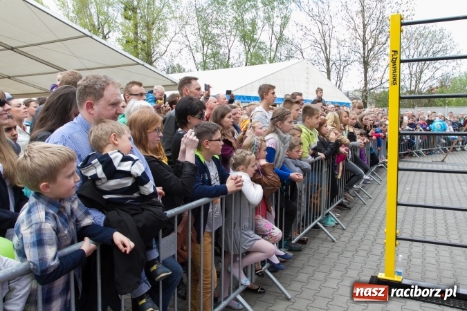 Zdjęcie w galerii na portalu naszraciborz.pl: Grupa Street Workout Racibórz zachwyciła podczas Eko-targów wiadomości z regionu