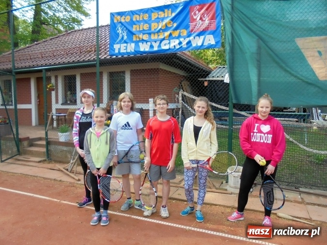 Zdjęcie w galerii na portalu naszraciborz.pl: Młodzież do 15 lat rozegrała turniej tenisowy na korcie Rafako wiadomości z regionu