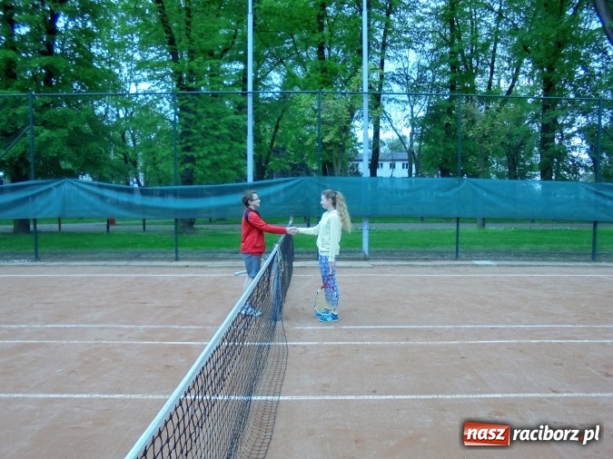Zdjęcie w galerii na portalu naszraciborz.pl: Młodzież do 15 lat rozegrała turniej tenisowy na korcie Rafako wiadomości z regionu