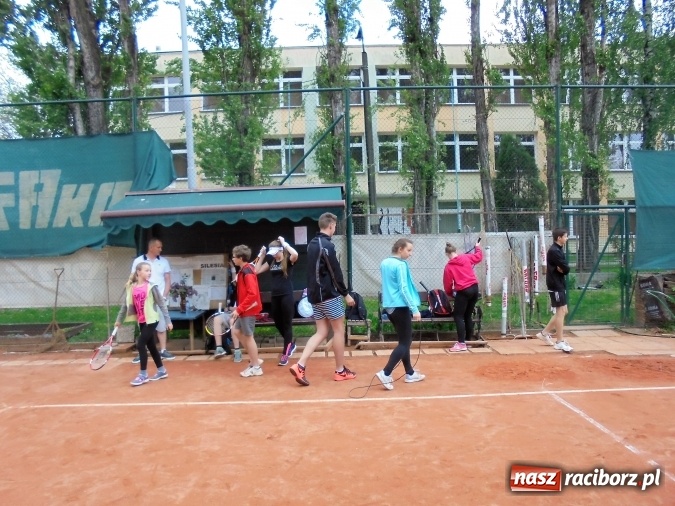 Zdjęcie w galerii na portalu naszraciborz.pl: Młodzież do 15 lat rozegrała turniej tenisowy na korcie Rafako wiadomości z regionu