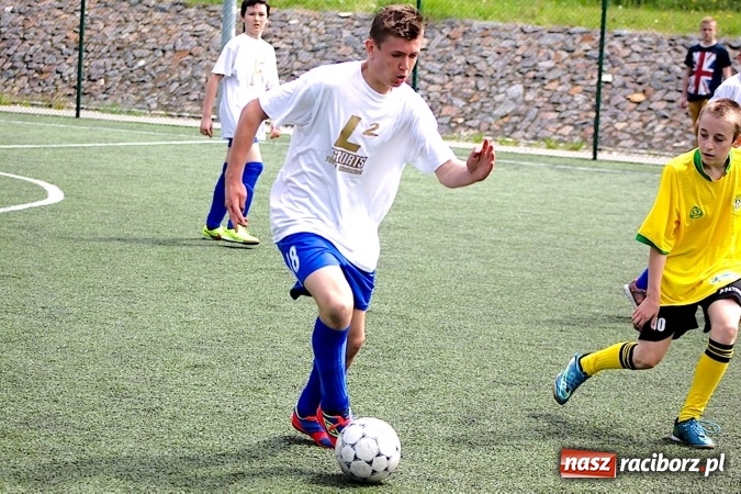 Zdjęcie w galerii na portalu naszraciborz.pl: Na orliku w Krzanowicach walczyli o awans do etapu powiatowego wiadomości z regionu