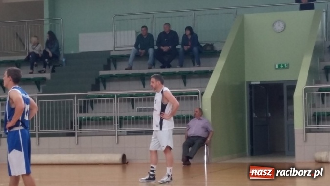 Zdjęcie w galerii na portalu naszraciborz.pl: Koszykówka. Pewne wygrana Dywyty i Harlemu wiadomości z regionu