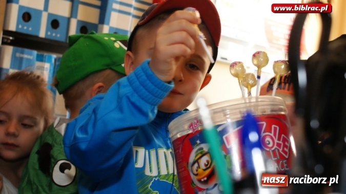 Zdjęcie w galerii na portalu naszraciborz.pl: Przedszkolaki zobaczyły bibliotekę od kuchni  wiadomości z regionu