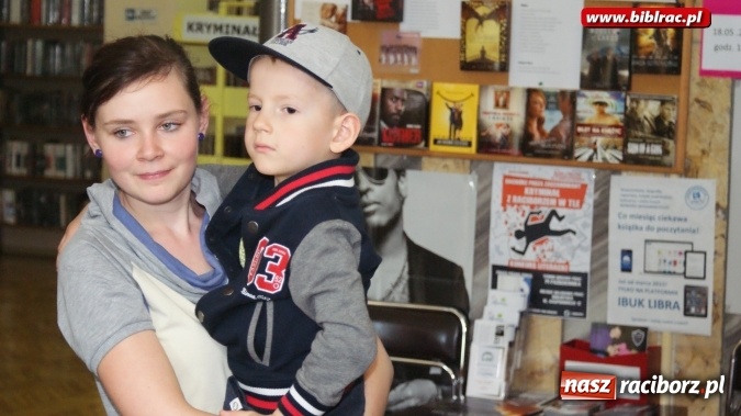 Zdjęcie w galerii na portalu naszraciborz.pl: Przedszkolaki zobaczyły bibliotekę od kuchni  wiadomości z regionu