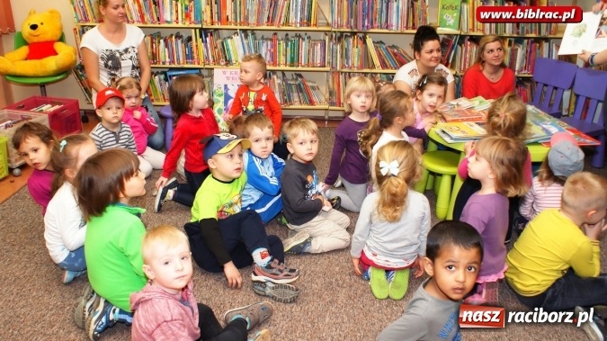 Zdjęcie w galerii na portalu naszraciborz.pl: Przedszkolaki zobaczyły bibliotekę od kuchni  wiadomości z regionu