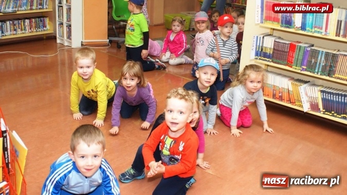 Zdjęcie w galerii na portalu naszraciborz.pl: Przedszkolaki zobaczyły bibliotekę od kuchni  wiadomości z regionu