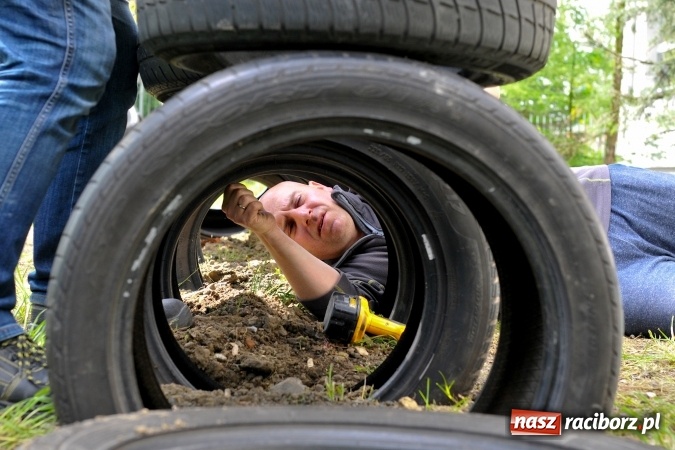 Zdjęcie w galerii na portalu naszraciborz.pl: Rodzicielska ekoakcja dla szkoły na Ostrogu wiadomości z regionu