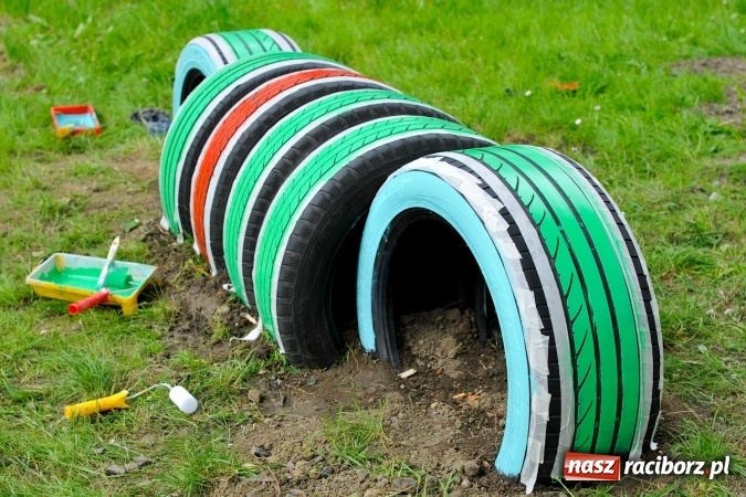 Zdjęcie w galerii na portalu naszraciborz.pl: Rodzicielska ekoakcja dla szkoły na Ostrogu wiadomości z regionu