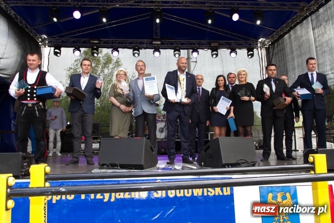 Zdjęcie w galerii na portalu naszraciborz.pl: Najlepszy produkt, najciekawsza ekspozycja - kto odebrał statuetki na XVI Eko-Wystawie wiadomości z regionu