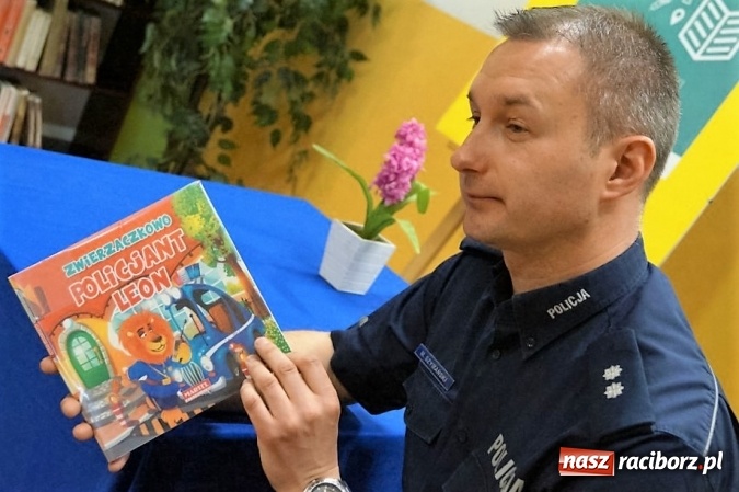 Zdjęcie w galerii na portalu naszraciborz.pl: Spotkania policjantów z przedszkolakami  wiadomości z regionu