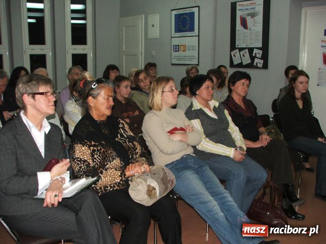 Zdjęcie w galerii na portalu naszraciborz.pl: Czasami pytam siebie o swoją albańskość wiadomości z regionu