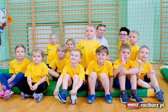 Zdjęcie w galerii na portalu naszraciborz.pl: XIV Międzyprzedszkolna Spartakiada przedszkolaków w Arenie Rafako wiadomości z regionu