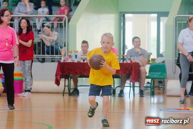 Zdjęcie w galerii na portalu naszraciborz.pl: XIV Międzyprzedszkolna Spartakiada przedszkolaków w Arenie Rafako wiadomości z regionu