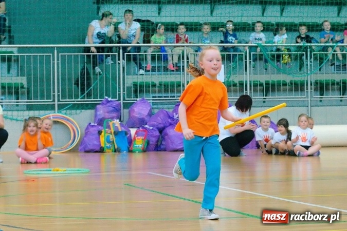 Zdjęcie w galerii na portalu naszraciborz.pl: XIV Międzyprzedszkolna Spartakiada przedszkolaków w Arenie Rafako wiadomości z regionu