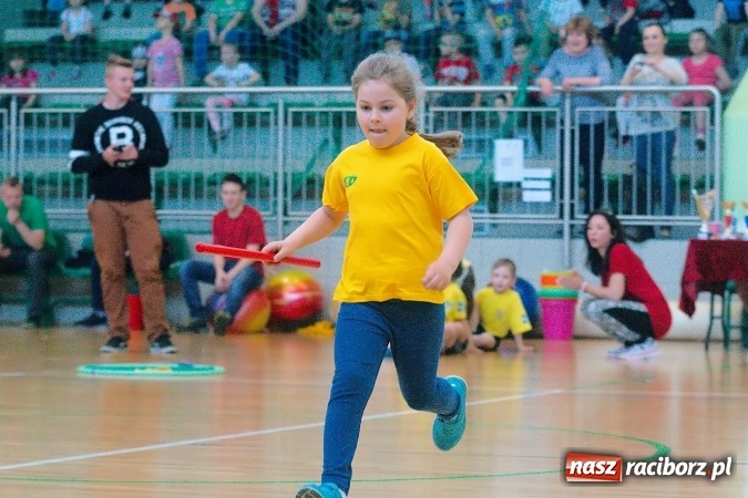 Zdjęcie w galerii na portalu naszraciborz.pl: XIV Międzyprzedszkolna Spartakiada przedszkolaków w Arenie Rafako wiadomości z regionu