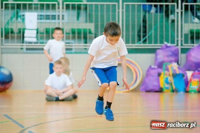 Zdjęcie w galerii na portalu naszraciborz.pl: XIV Międzyprzedszkolna Spartakiada przedszkolaków w Arenie Rafako wiadomości z regionu