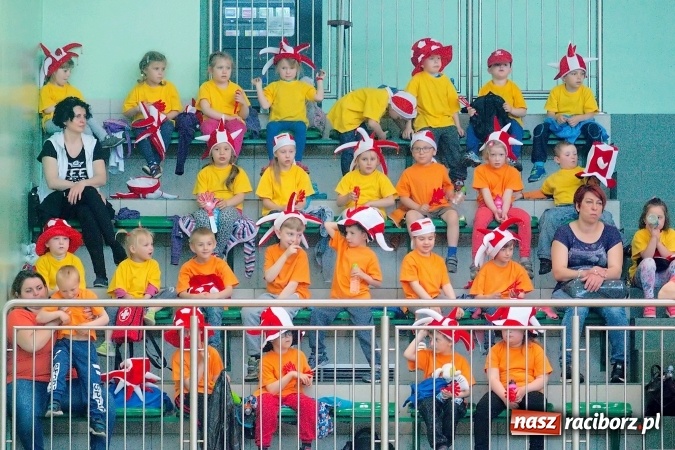Zdjęcie w galerii na portalu naszraciborz.pl: XIV Międzyprzedszkolna Spartakiada przedszkolaków w Arenie Rafako wiadomości z regionu