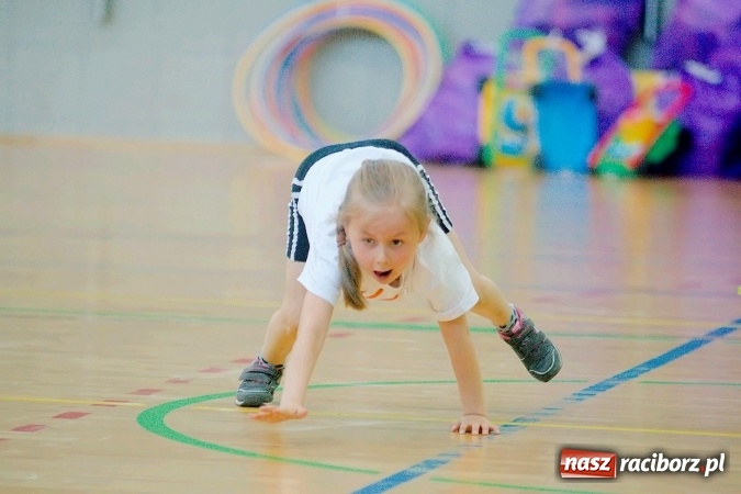 Zdjęcie w galerii na portalu naszraciborz.pl: XIV Międzyprzedszkolna Spartakiada przedszkolaków w Arenie Rafako wiadomości z regionu